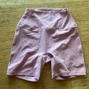 SET ACTIVE shorts